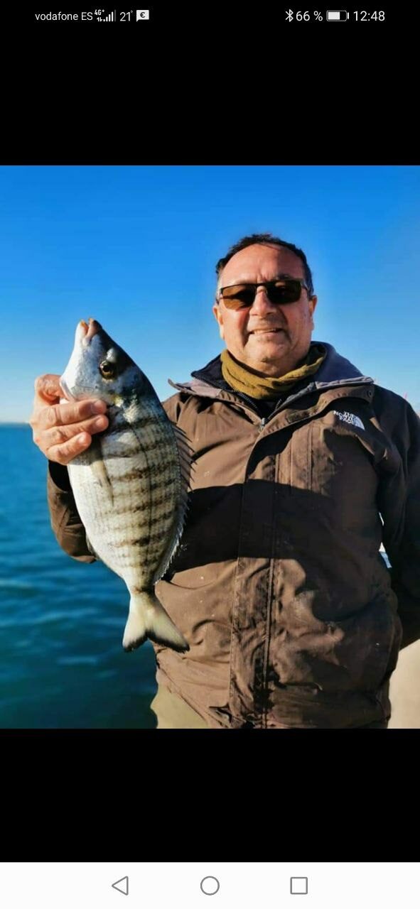 Paco Rubio. Pesca corcheo mar en Valencia